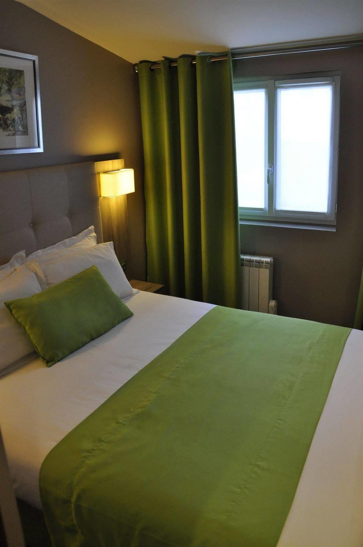 Hotel Floridor Etoile Aulnay-sous-Bois Exterior foto